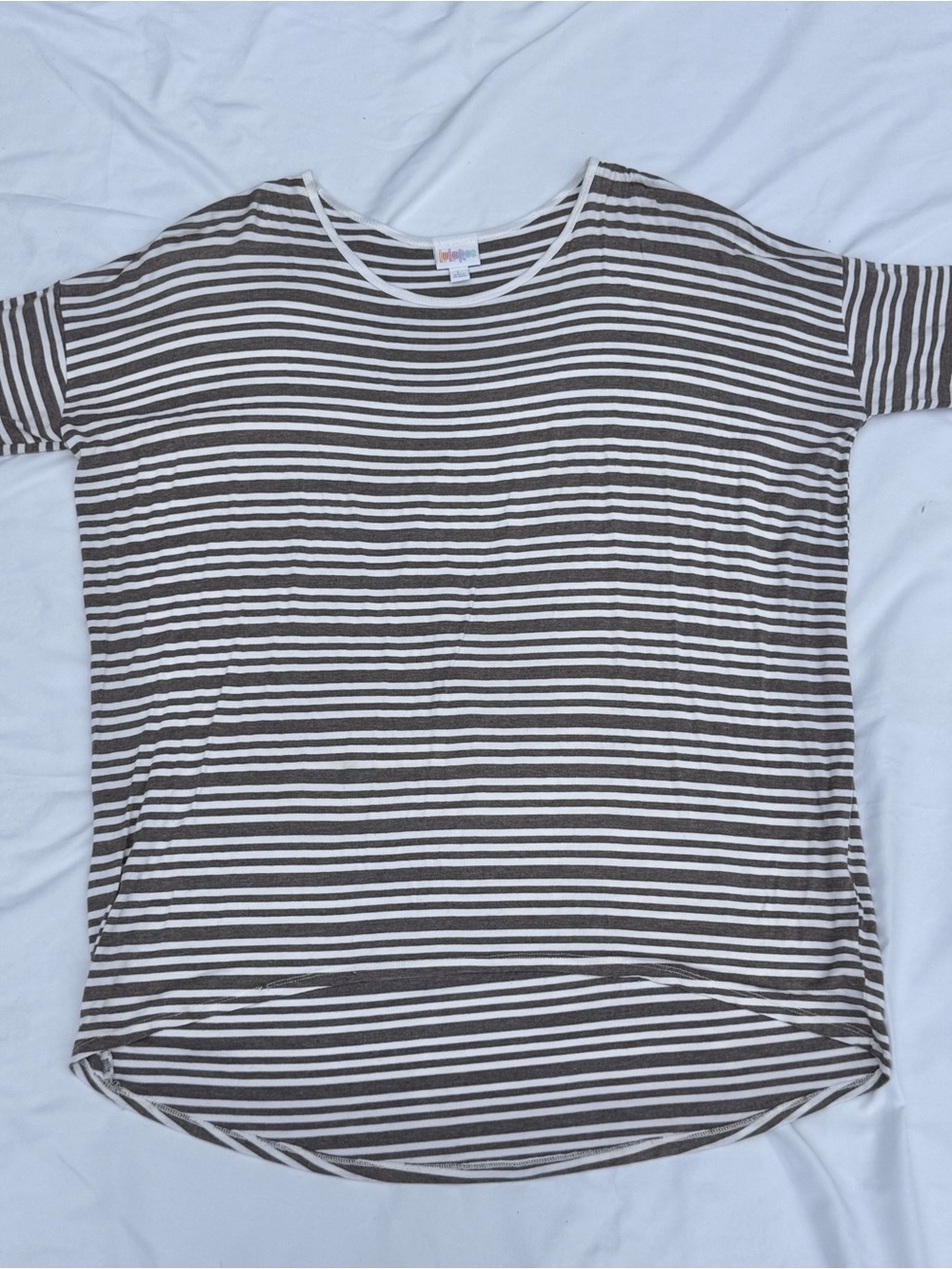 LuLaRoe Women’s Grey & White Striped Short Sleeve Tee